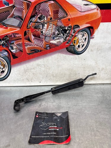 Porsche 924 944 - 924,