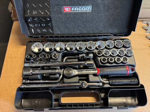 Large facom tool set - facom,