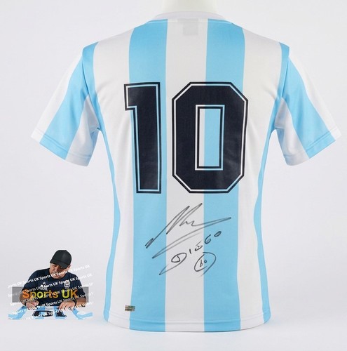 Diego maradona signed - maradona, /