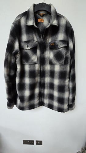 Superdry men size medium - superdry, men’s