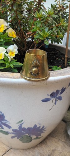 Royal artillery badge ubique - badge, 'ubique'