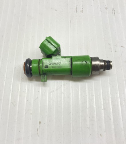 Engine fuel injector for - engine,
