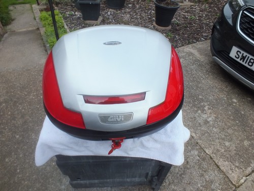 Givi e470 top - givi,