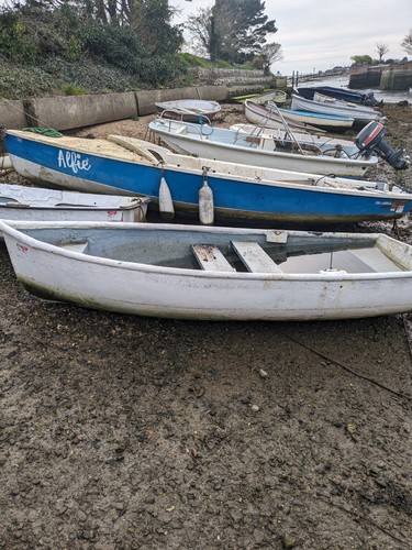 16ft wayfarer dinghy chained - 16ft,