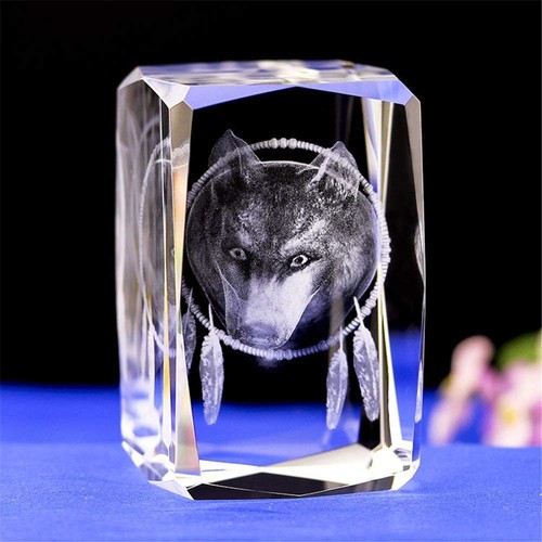Crystal glass wolf figure - 3d,