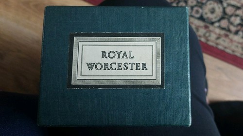 Vintage royal worcester june - worcester,