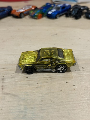 Hotwheels chevelle gm tm - gm,