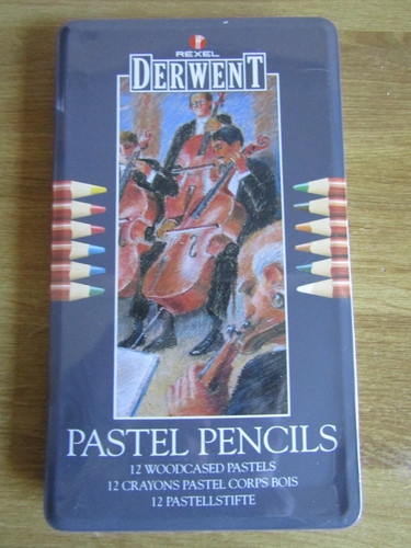 Derwent woodcased pastel - derwent,