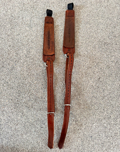 Free jump brown leather horse - brown,