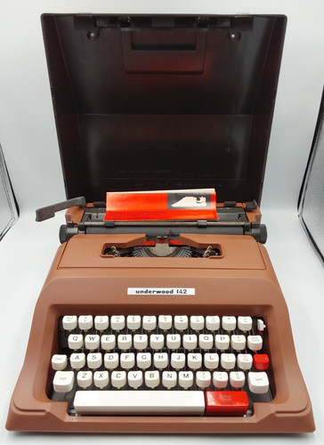 Vintage underwood 142 - vintage,
