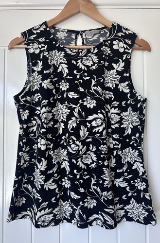 Marks spencer 16 sleeveless - marks,