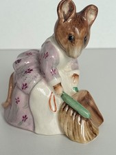 Beswick Beatrix Potter Hunca Munca Sweeping BP3b Figurine 1977 F Warne  BP127