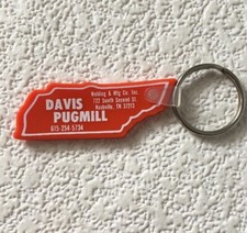 Vintage Keychain DAVIS PUGMILL
