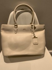 WHITE LEATHER NEW DKNY SHOUDER BAG 