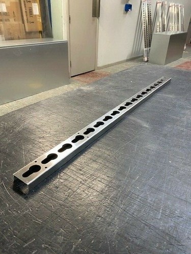 Metal fei keyhole - metal, (980mm