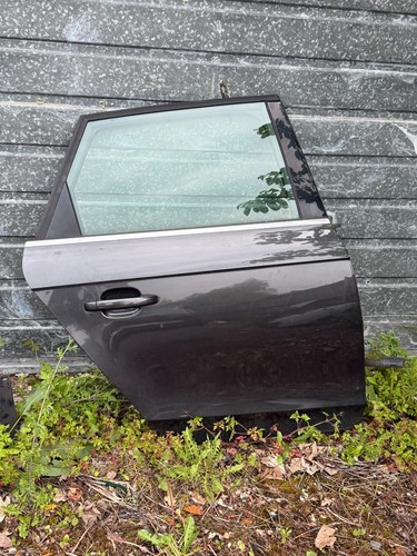 Audi avant rear right - b8,
