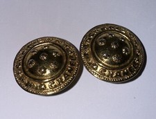 CHANEL LOGO 1980's - 1990'S LARGE GOLD TONE CLIP ON EARRINGS