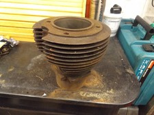 VELOCETTE k22/4 CYLINDER