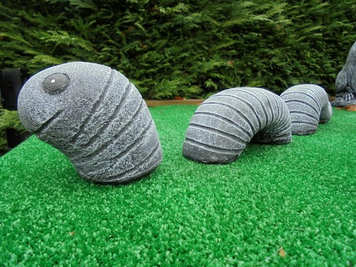 Large worm concrete garden - large,