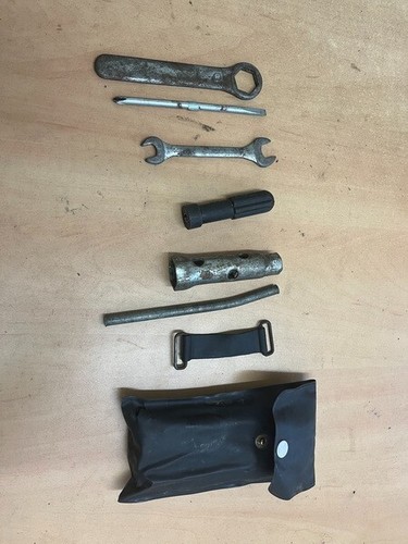 Suzuki rv125 tool kit - suzuki,