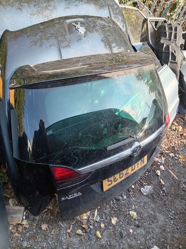 Vauxhall zafira tourer sri - vauxhall,