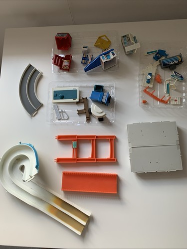 Vintage micro machines playset - machines,