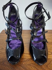 Pre-Loved Black size 7 Faith