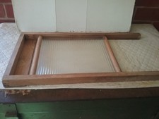 VINTAGE WOODEN WITH RIBBED