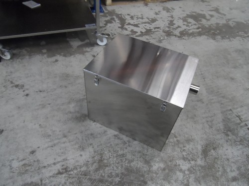 New box 85l - in, steel