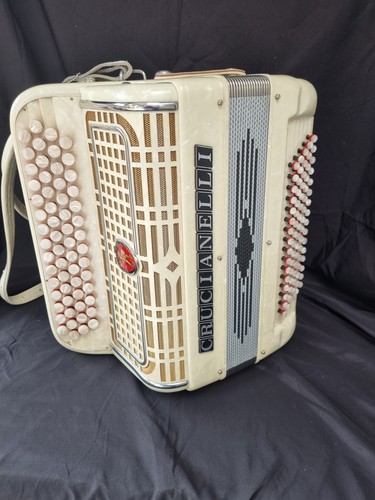 Italian chromatic accordion - italian,