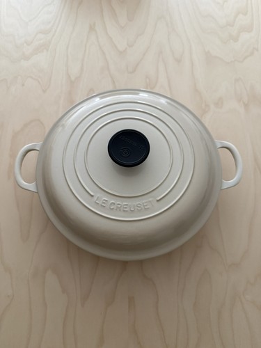 Creuset enamelled cast iron - le,