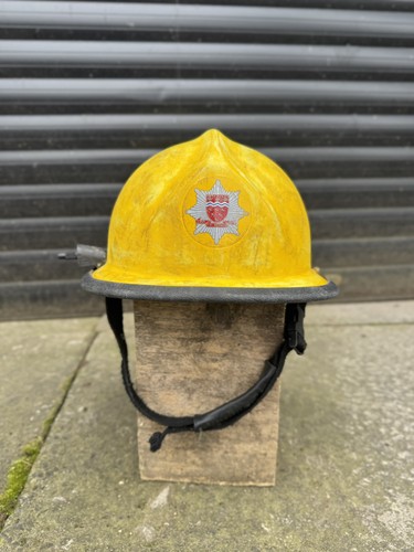Cairns 660ce firefighter - cairns,