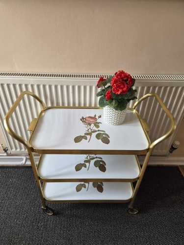 Vintage tier hostess serving - vintage, 3