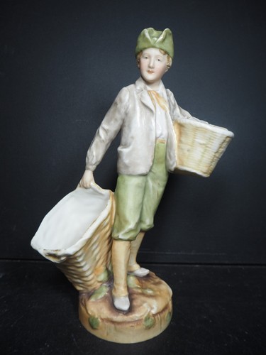 Royal dux boy with - dux, baskets