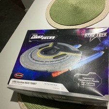 Polar Lights Star Trek USS