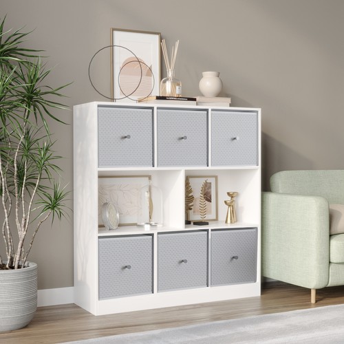 Asymmetrical white cube - asymmetrical, 8