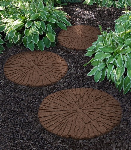 Garden stepping stones - stepping, cracked