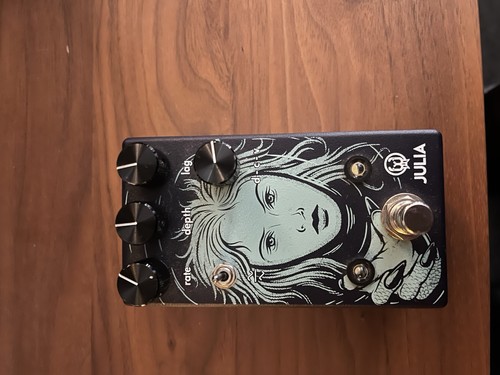 Walrus audio julia - walrus, v2