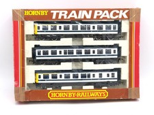 Hornby OO Gauge - Class 110 3 Car DMU BR Blue & White Diesel Multiple Unit
