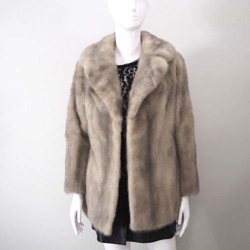 Real sapphire mink fur - sapphire, vison
