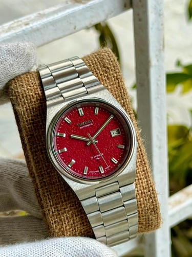 Rare seiko red texture - rare,