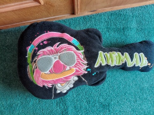 Animal muppet guitar - animal, shaped