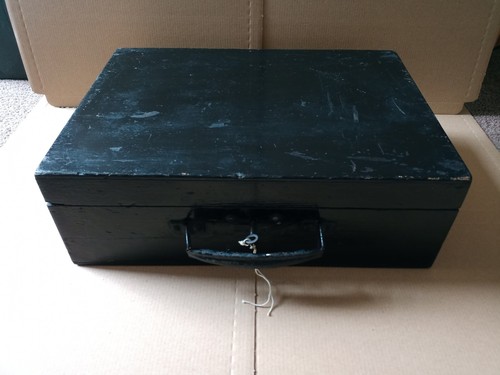 Vintage wooden work box - wooden, &