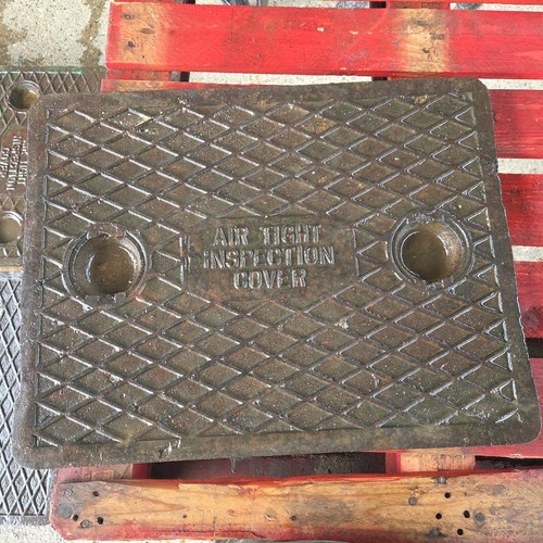 Cast iron manhole cover - cast, 660mm