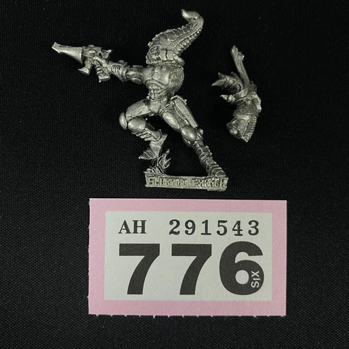 Striking scorpion exarch - striking,