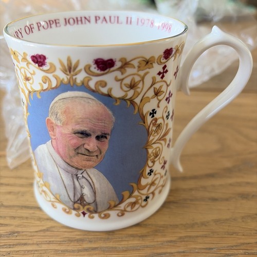 Vintage 1982 pope john paul - vintage,