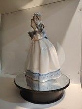 Lladro Nao  My Friends ' Young Lady with Dog and Parasol - perfect condition