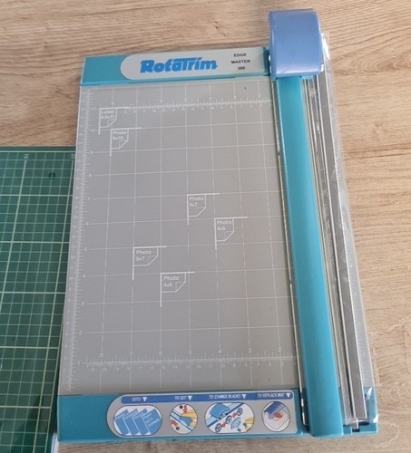 Rotatrim em300 paper cutter - em300,