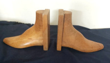 VERY UNUSUAL VINTAGE BOOKENDS MADE FROM HARDWOOD SHOE LASTS / STRETCHERS  m