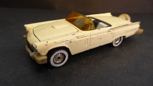 Corgi toys 348 - corgi, ford